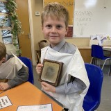 pupils on visit to Fishbourne Roman Palace