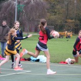 girls playing netball