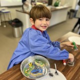 Biscuit decorating