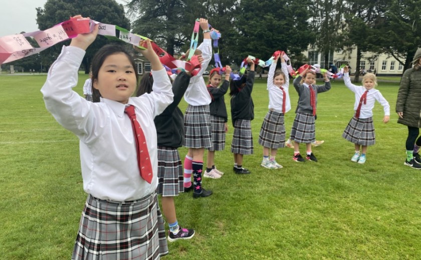 Kindness chain